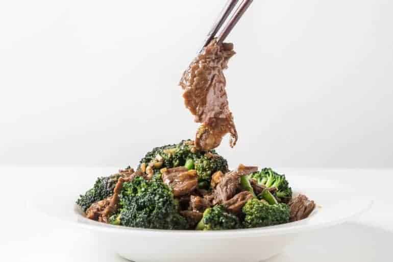 Make this flavorful Chinese Easy Beef and Broccoli Stir Fry recipe in 25 mins! Tender beef & crunchy broccoli soaked in delicious garlicky ginger sauce.