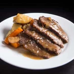 instant pot pot roast | pot roast instant pot | pot roast in instant pot | instant pot roast | instant pot pot roast recipe | easy instant pot pot roast | best instant pot pot roast #AmyJacky #InstantPot #PressureCooker #beef #recipe