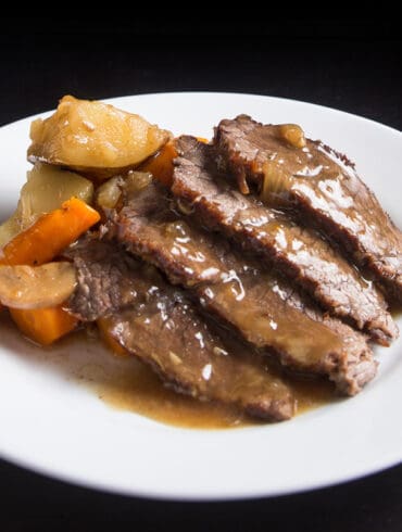 instant pot pot roast | pot roast instant pot | pot roast in instant pot | instant pot roast | instant pot pot roast recipe | easy instant pot pot roast | best instant pot pot roast #AmyJacky #InstantPot #PressureCooker #beef #recipe