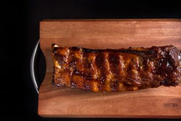 Make this super easy no fuss 4 ingredients Easy BBQ Instant Pot Ribs in 40 mins! Brushed with your favorite sweet & smoky BBQ sauce, these tender baby back ribs are finger lickin' good. Perfect weeknight meal, last minute dinners, or cook them for your next BBQ. :D
