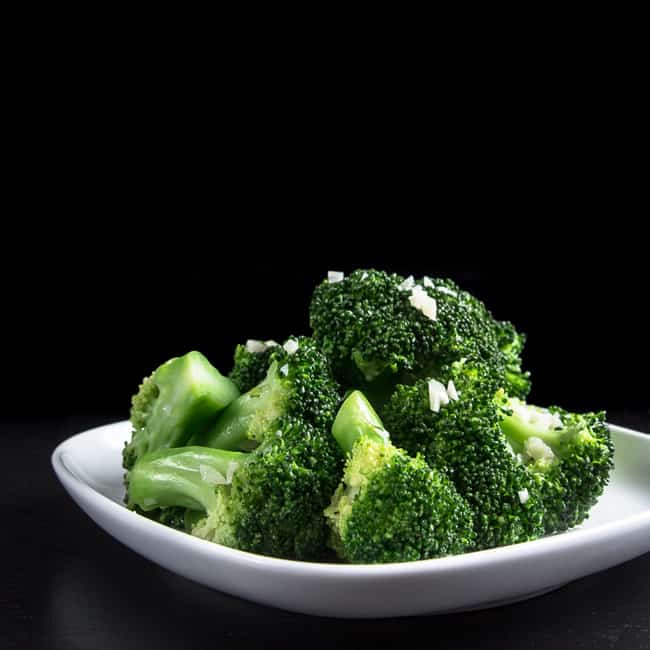 Easy Instant Pot Recipes: Instant Pot Broccoli