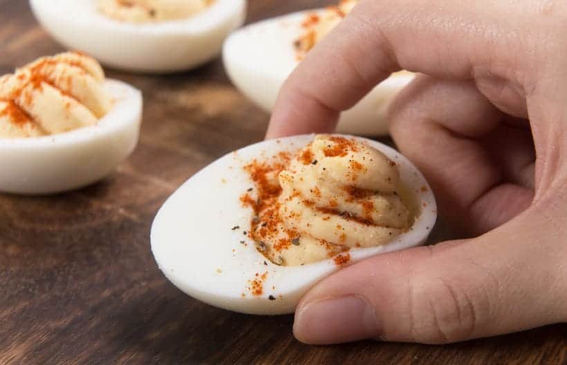 Instant Pot Deviled Eggs | Pressure Cooker Deviled Eggs | Instant Pot Hard Boiled Eggs | Pressure Cooker Hard Boiled Eggs | Instant Pot Eggs | Deviled Eggs Recipe | Hard Boiled Eggs Recipe | Party Appetizers  #AmyJacky #InstantPot #PressureCooker #recipes #eggs