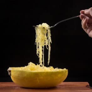 instant pot spaghetti squash | spaghetti squash instant pot | spaghetti squash in instant pot | instant pot spaghetti squash recipes | how to cook spaghetti squash in instant pot | spaghetti squash pressure cooker | pressure cooker spaghetti squash | how long to cook spaghetti squash in instant pot #AmyJacky #InstantPot #PressureCooker #recipe #vegan #GlutenFree #LowCarb #healthy
