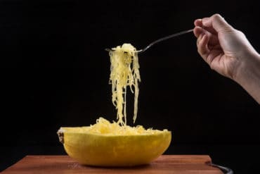 instant pot spaghetti squash | spaghetti squash instant pot | spaghetti squash in instant pot | instant pot spaghetti squash recipes | how to cook spaghetti squash in instant pot | spaghetti squash pressure cooker | pressure cooker spaghetti squash | how long to cook spaghetti squash in instant pot #AmyJacky #InstantPot #PressureCooker #recipe #vegan #GlutenFree #LowCarb #healthy