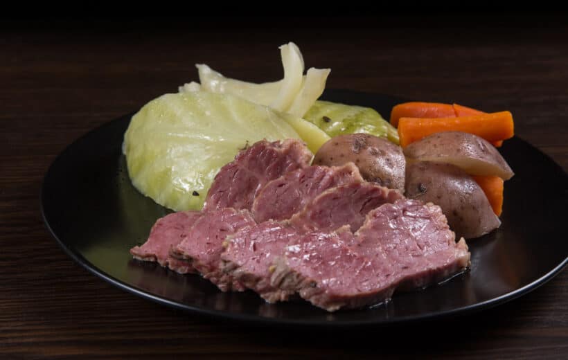 instant pot corned beef | corned beef instant pot | instant pot corned beef and cabbage | pressure cooker corned beef | corned beef cabbage instant pot | corned beef brisket instant pot