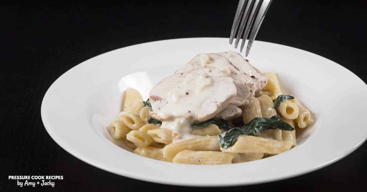 Instant Pot Spinach Chicken Alfredo Pasta (Pressure Cooker Pasta)