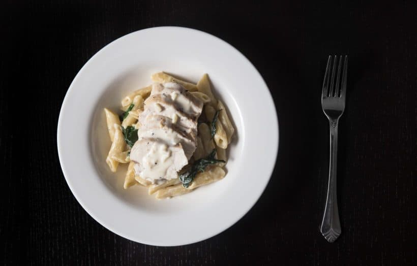 Instant Pot Spinach Chicken Alfredo Pasta (Pressure Cooker Pasta)