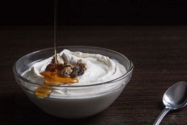 Instant Pot Yogurt Recipe (Full Guide) 