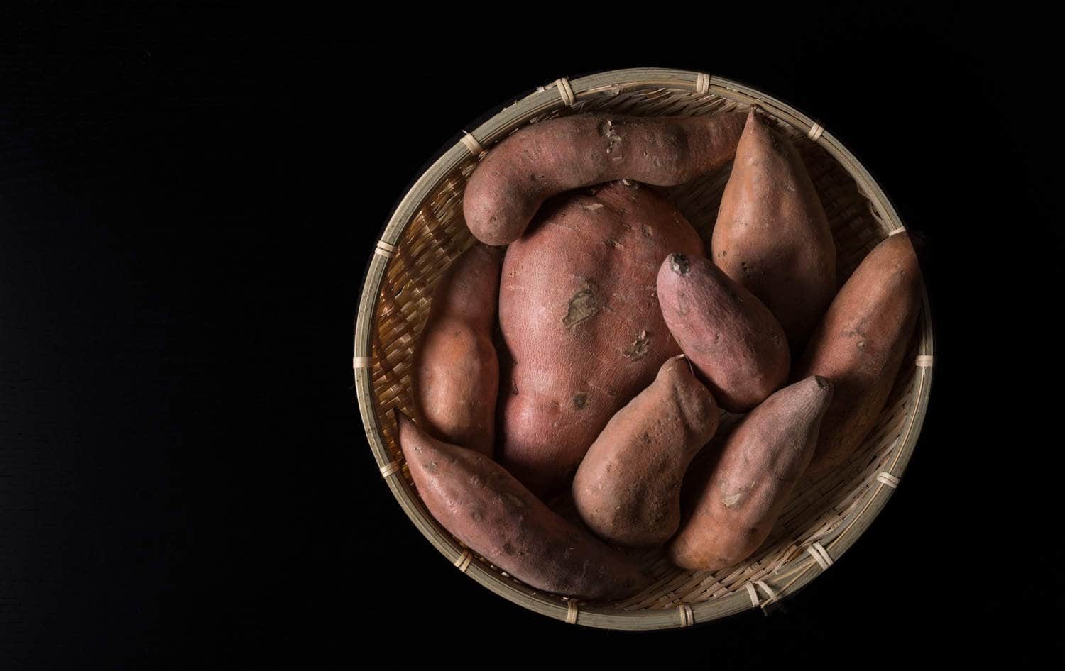 Instant Pot Sweet Potato Recipe (Pressure Cooker Sweet Potatoes): Step-by-step tutorial on how to make sweet potatoes. Naturally sweet, healthy nutrients-packed, filling whole sweet potato snack.
