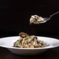 Cook this Easy Delizioso Instant Pot Mushroom Risotto Recipe (Pressure Cooker Risotto). Creamy, luxurious, cheesy risotto with crunchy umami mushrooms mixed in al dente arborio rice. So deliciously comforting & satisfying to eat!