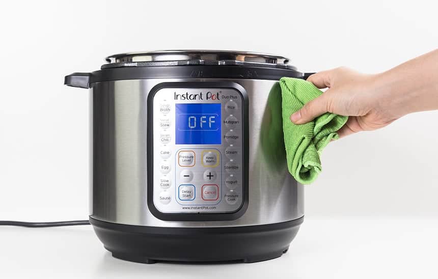 4 Steps to Cleaning Instant Pot (Photo Guide with Tips) Amy + Jacky