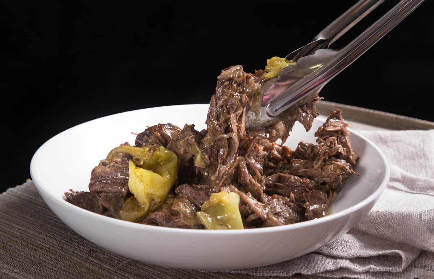 https://www.pressurecookrecipes.com/wp-content/uploads/2017/08/instant-pot-mississippi-pot-roast-recipe.jpg