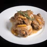 Super easy to make Instant Pot Lemon Chicken Recipe (Pressure Cooker Lemon Chicken): tender moist chicken in refreshing honey lemon garlic sauce.