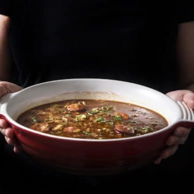 Make Mouthwatering Louisiana Instant Pot Gumbo Recipe (Pressure Cooker Gumbo): a hearty Southern pot of love packed with smoky-spicy Cajun, Creole flavors and rich aromas. Feed your crowd with this delicious party favorite - not just for Mardi Gras! #instantpot #instantpotrecipes #gumbo #pressurecooker #pressurecookerrecipes