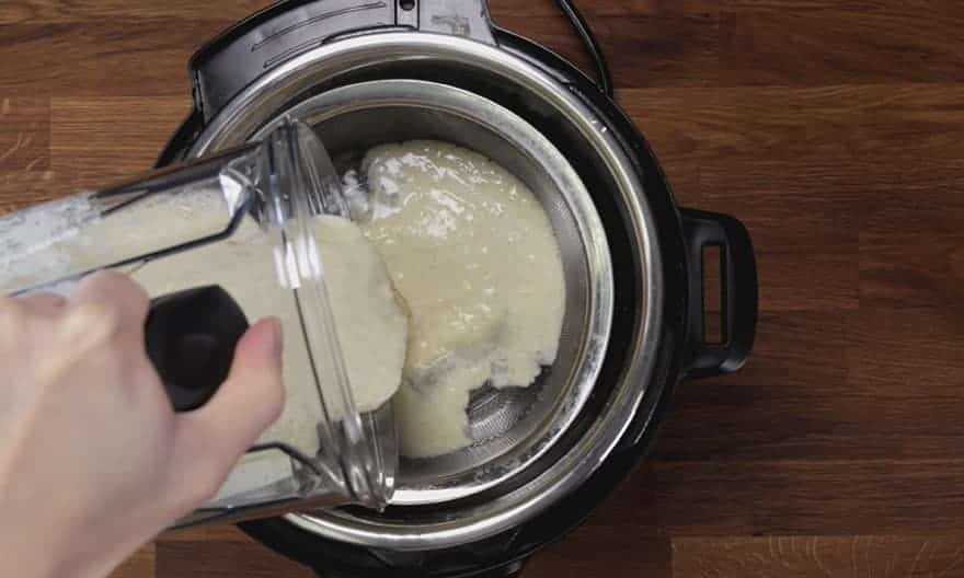 Instant Pot Soy Milk 豆漿 (Pressure Cooker Soy Milk) Amy + Jacky