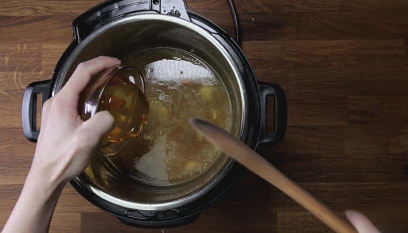 make honey garlic sauce in Instant Pot 