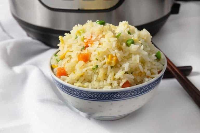 Instant Pot Fried Rice | Pressure Cooker Fried Rice | Chinese Fried Rice | Egg Fried Rice | Instapot Fried Rice | Chinese Recipes #instantpot #pressurecooker #recipes #chinese #easy #side #healthy