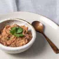 Instant Pot Refried Beans | Pressure Cooker Refried Beans | Instant Pot Pinto Beans | Instant Pot Beans | frijoles refritos | Mexican | Vegan | Vegetarian | Instant Pot Recipes #instantpot #pressurecooker #recipe #beans #side #dip #mexican