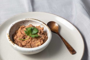 Instant Pot Refried Beans | Pressure Cooker Refried Beans | Instant Pot Pinto Beans | Instant Pot Beans | frijoles refritos | Mexican | Vegan | Vegetarian | Instant Pot Recipes #instantpot #pressurecooker #recipe #beans #side #dip #mexican