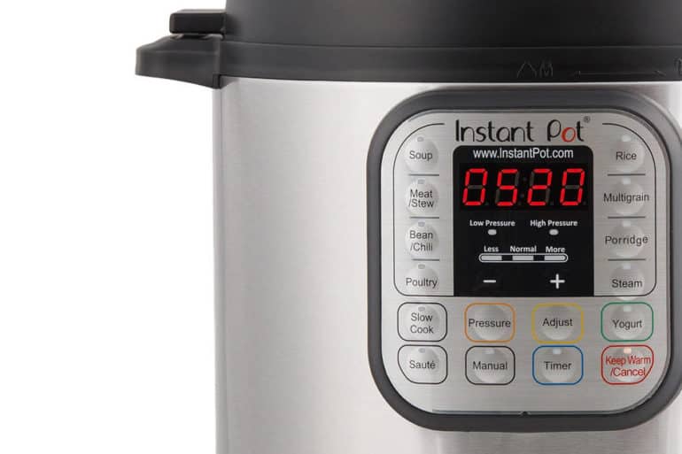 How to Use Instant Pot: Ultimate Instant Pot Beginners Guide. Step-by-Step Photos, Videos to help you get started before first use. #instantpot #pressurecooker #easy #recipes