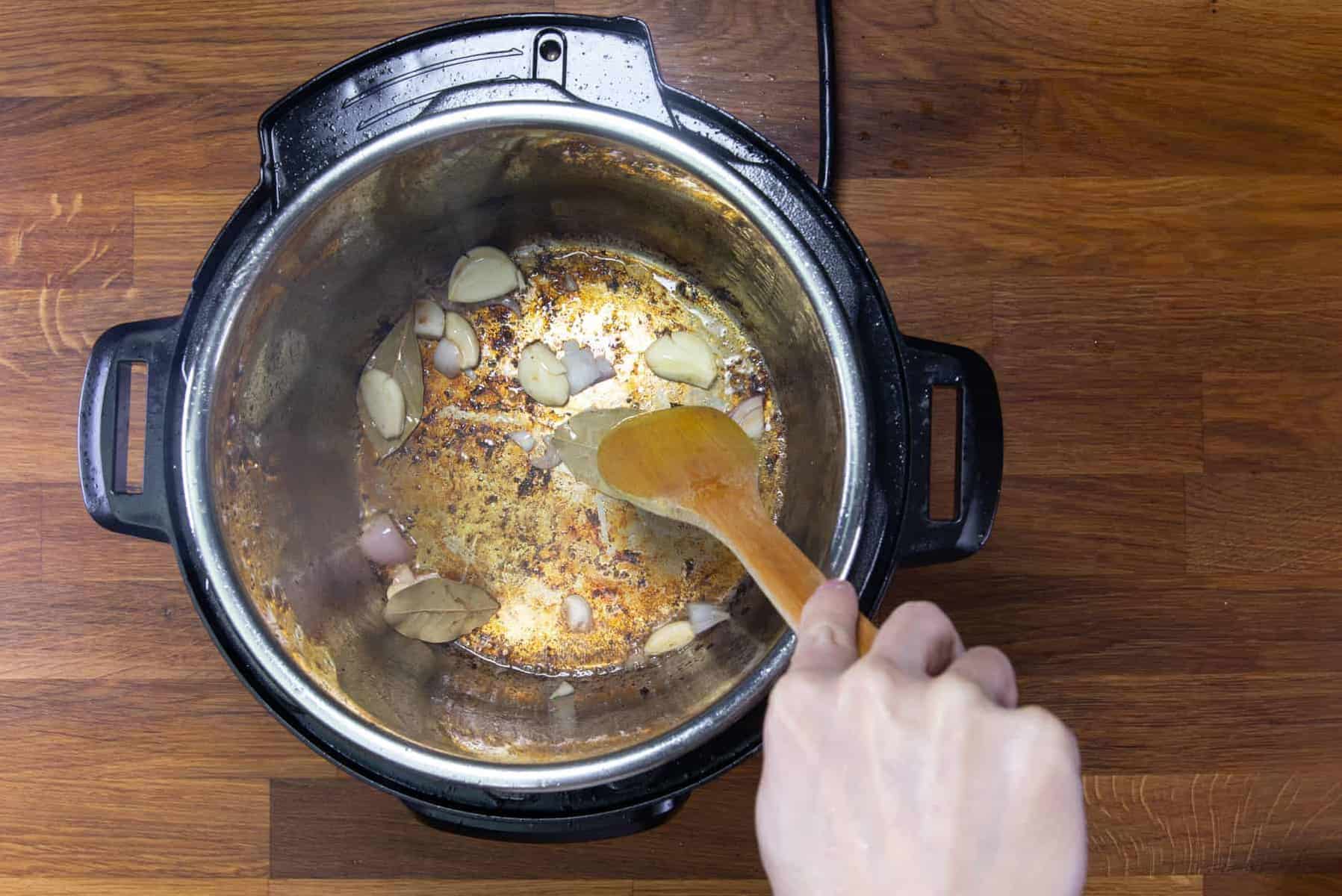 Instant Pot HK Beef Curry (港式咖喱牛腩) Tested by Amy + Jacky