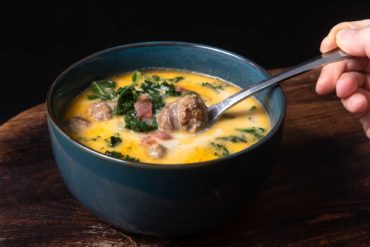 Instant Pot Zuppa Toscana Recipe | Pressure Cooker Zuppa Toscana Soup | Instant Pot Sausage Kale Potato Soup | Instapot Zuppa Toscana | Instant Pot Kale | Instant Pot Soup | Pressure Cooker Soup | Instant Pot Recipes