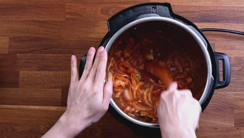 Oxtail Recipe: deglaze Instant Pot Pressure Cooker with wooden spoon #instantpot #recipes