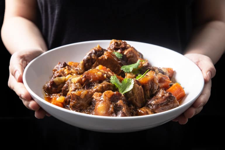 Instant Pot Oxtail | Pressure Cooker Oxtails | Instapot Oxtail | Oxtail Stew | Instant Pot Beef Recipes | Pressure Cooker Beef Recipes #instantpot #recipes #easy