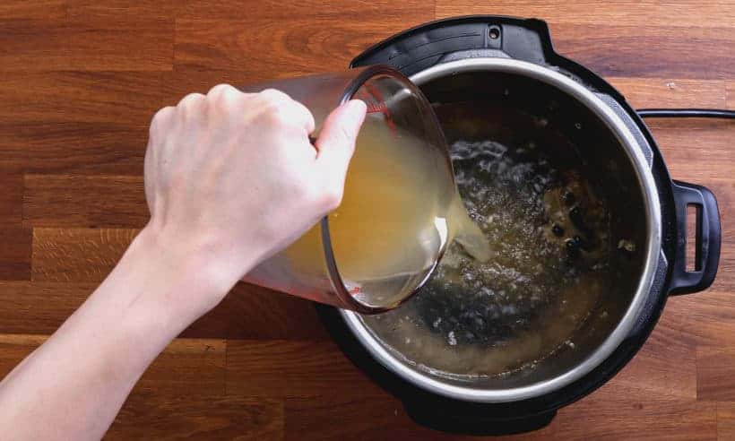 Instant Pot Black Beans: add unsalted chicken stock in Instant Pot Pressure Cooker  #AmyJacky #InstantPot #PressureCooker #recipes