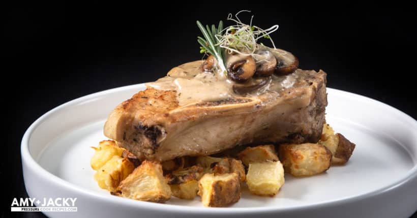 mushroom pork chops | pork chops with mushroom sauce | pork chop dinner | perfect pork chops | easy pork chops | best way to cook pork chops | juicy pork chops  #AmyJacky
