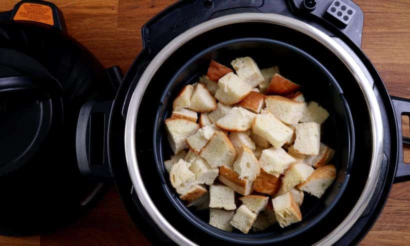 Dry french bread in Instant Pot Duo Crisp Air Fryer Pressure Cooker    #AmyJacky #InstantPot #PressureCooker #sides #christmas #recipes