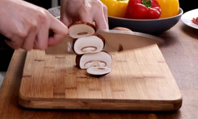 slice cremini mushrooms  #AmyJacky #InstantPot #PressureCooker #recipe