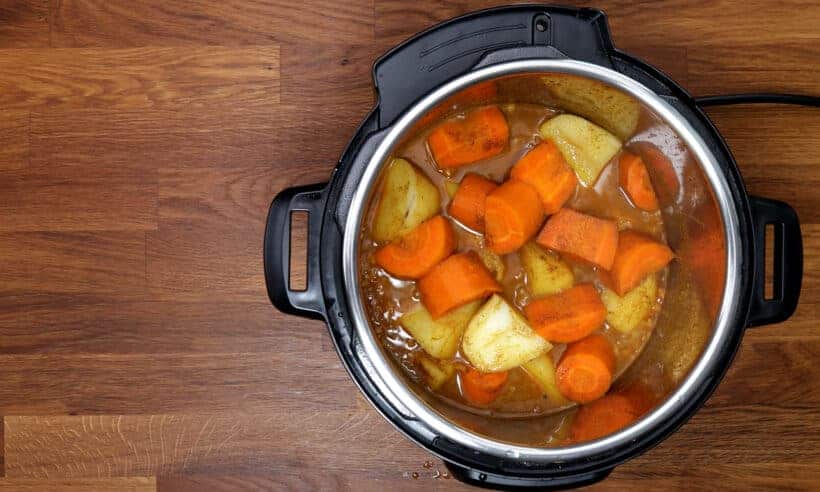 Pressure Cooker Chicken Curry  #AmyJacky #InstantPot #PressureCooker #chicken #recipe