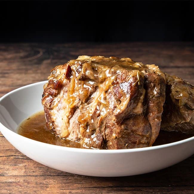 https://www.pressurecookrecipes.com/wp-content/uploads/2020/10/instant-pot-pork-shoulder-650.jpg