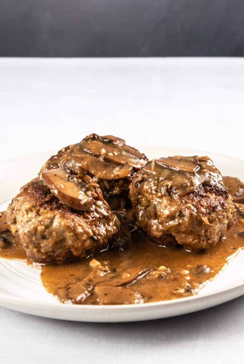 instant pot salisbury steak | pressure cooker salisbury steak | homemade salisbury steak | easy salisbury steak | salisbury steak with mushroom gravy  #AmyJacky #InstantPot #GroundBeef #recipe