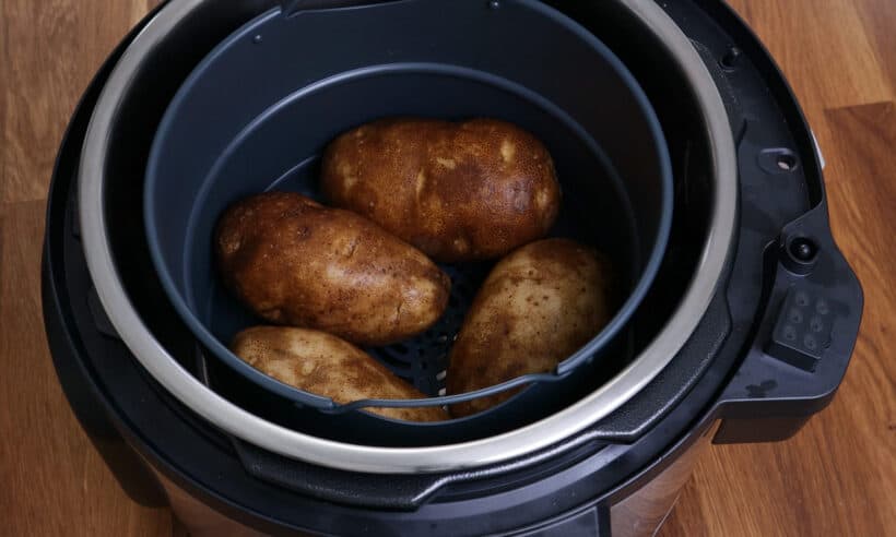 baked potatoes in Instant Pot