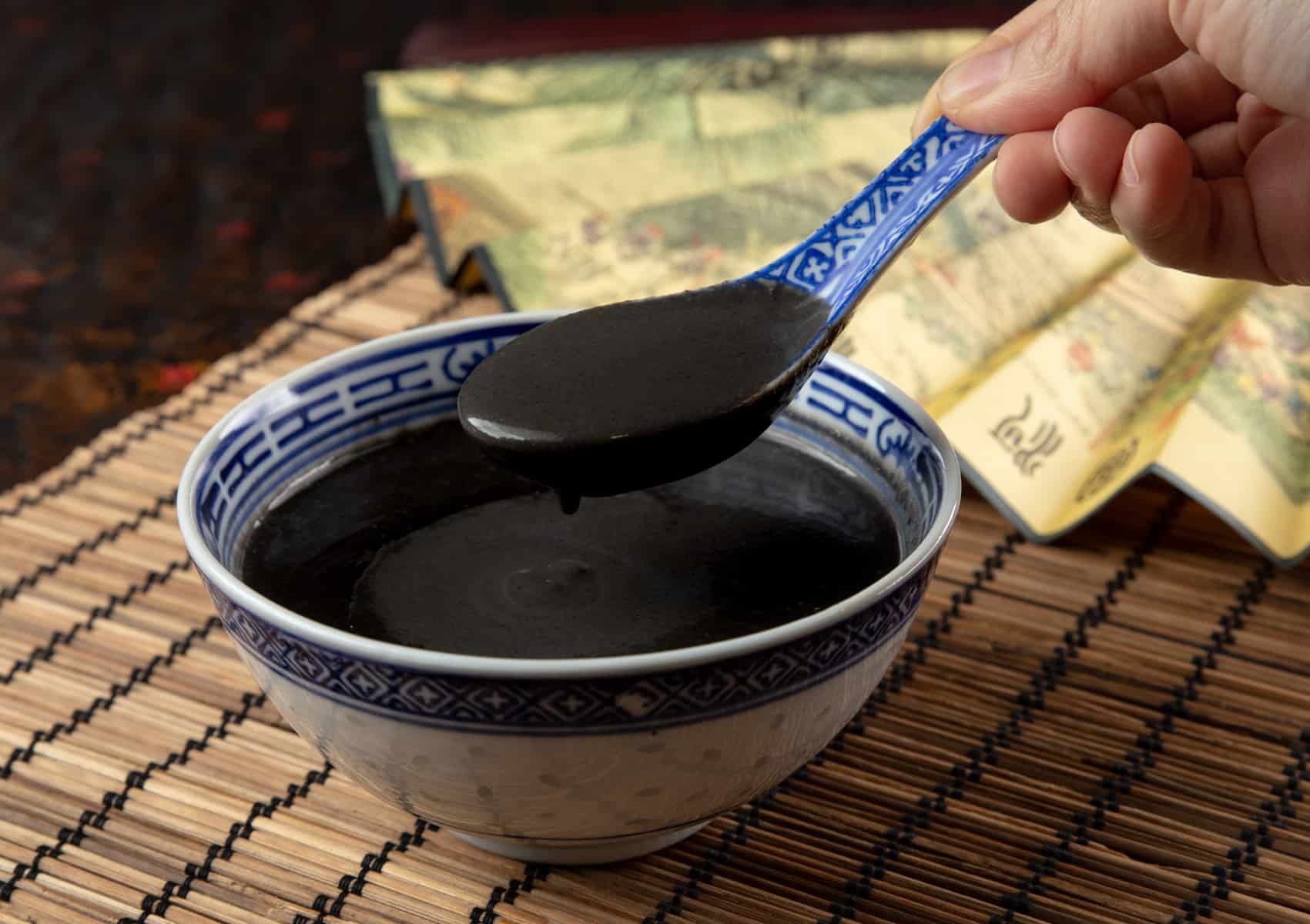 black sesame soup | black sesame soup recipe | 芝麻糊 | instant pot black sesame soup | chinese dessert | dessert recipes #AmyJacky #recipe #chinese #asian