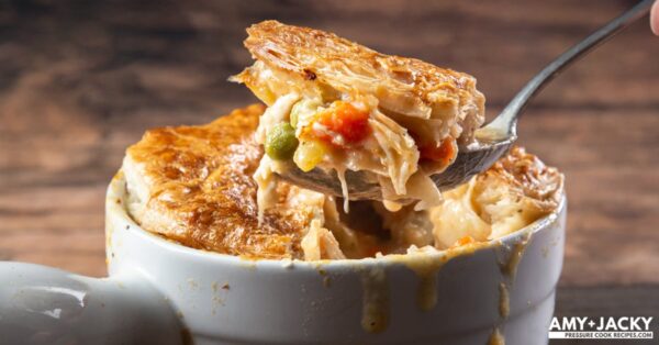 instant-pot-chicken-pot-pie-fb