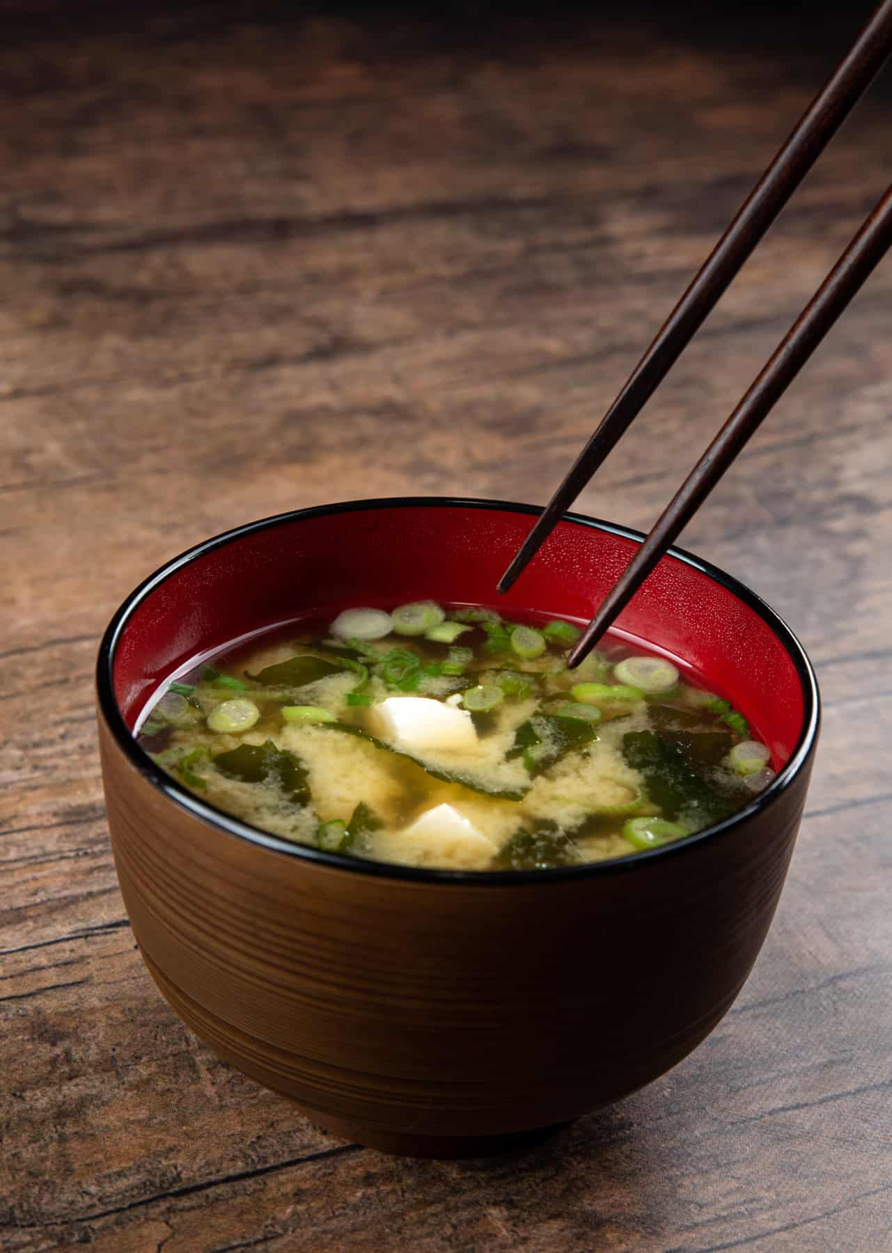 How to Make Miso Soup (味噌汁) - Tested by Amy + Jacky