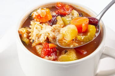 instant pot minestrone soup | minestrone soup instant pot | pressure cooker minestrone soup | vegan minestrone soup