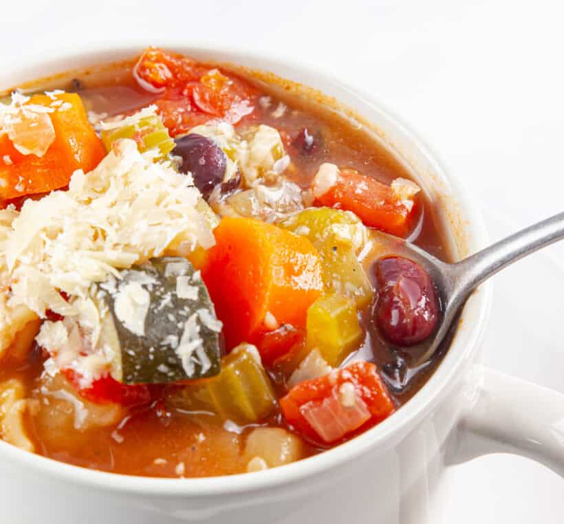 Instant-Topf für Minestrone-Suppe