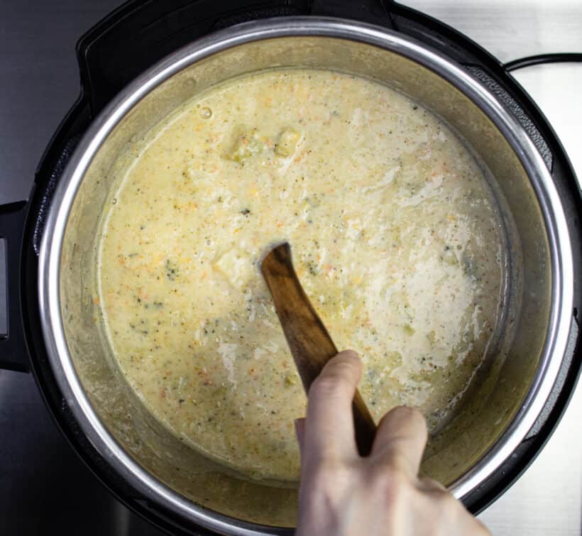 how to make broccoli cheddar soup