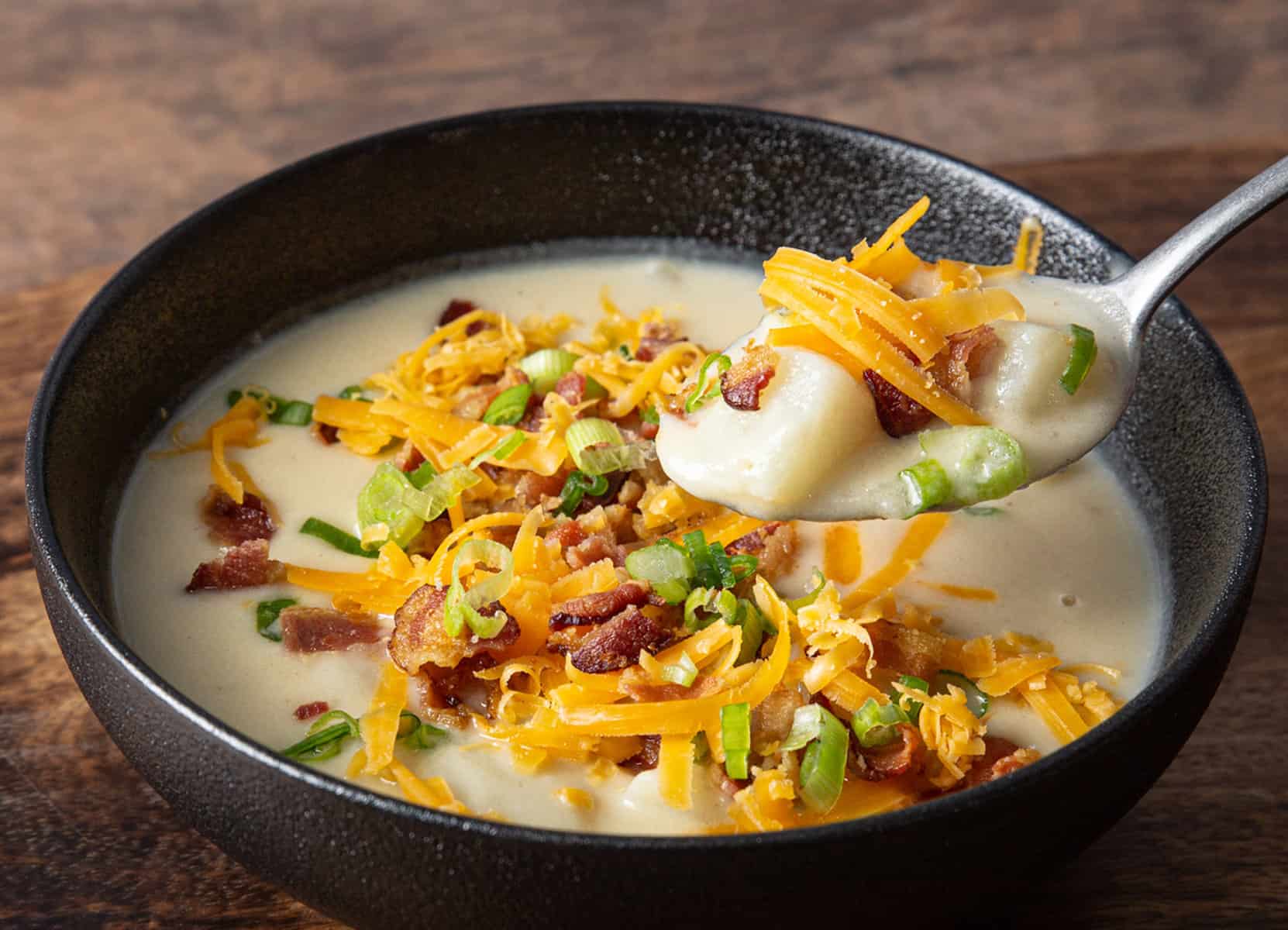 instant pot potato soup | potato soup instant pot | instant pot baked potato soup | instant pot loaded potato soup | loaded baked potato soup instant pot | pressure cooker potato soup