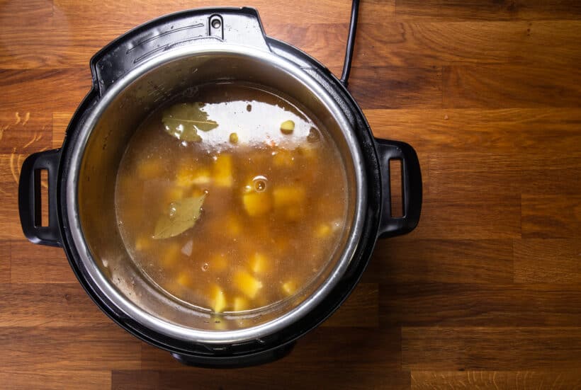 Kartoffelsuppe unter Druck kochen